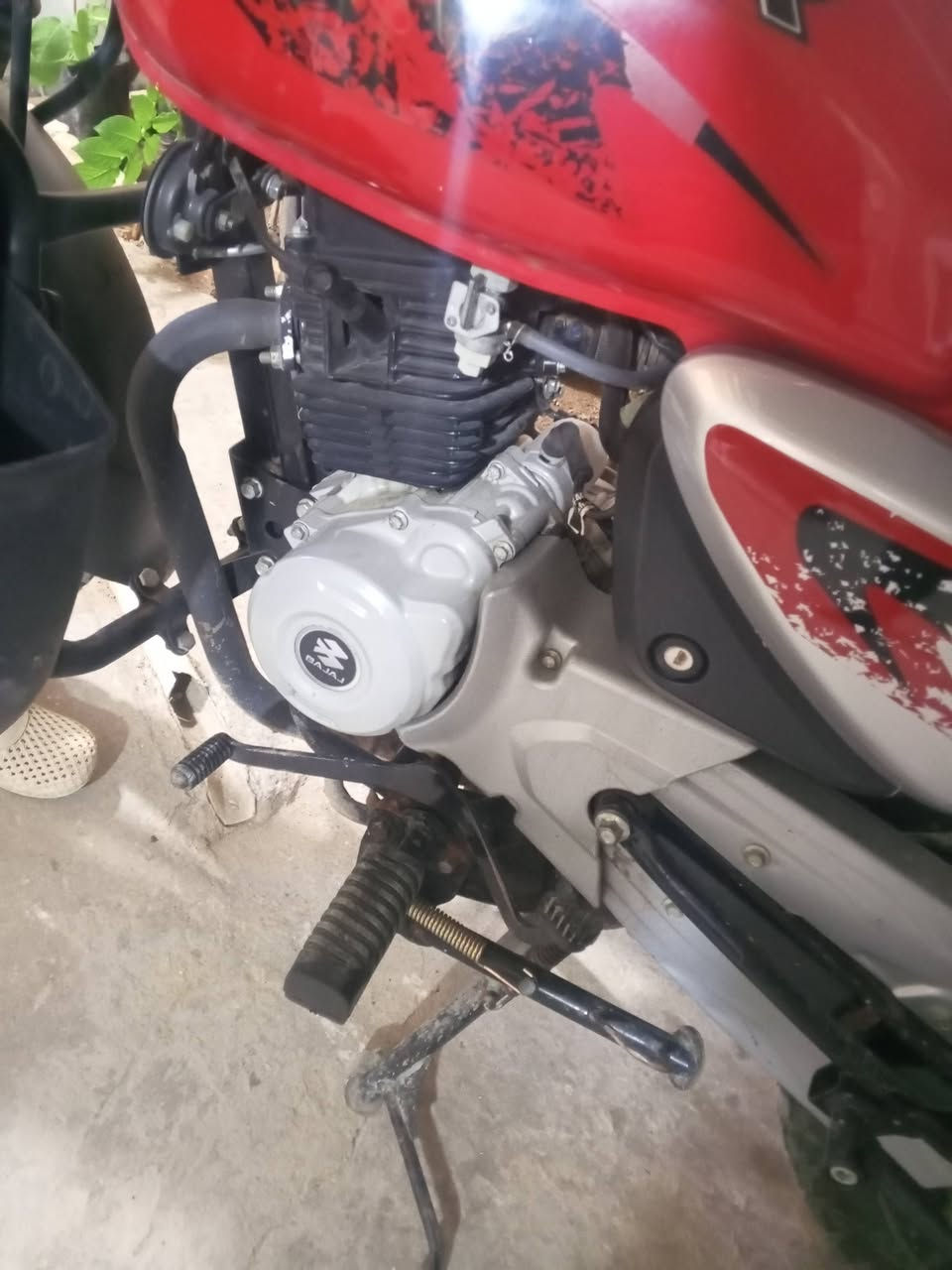 السلام عليكم دراجه بوكسر موديل 23 البيع رقم بغداد وسنويه كبل تحويل السعر/(2600،,)
***********
