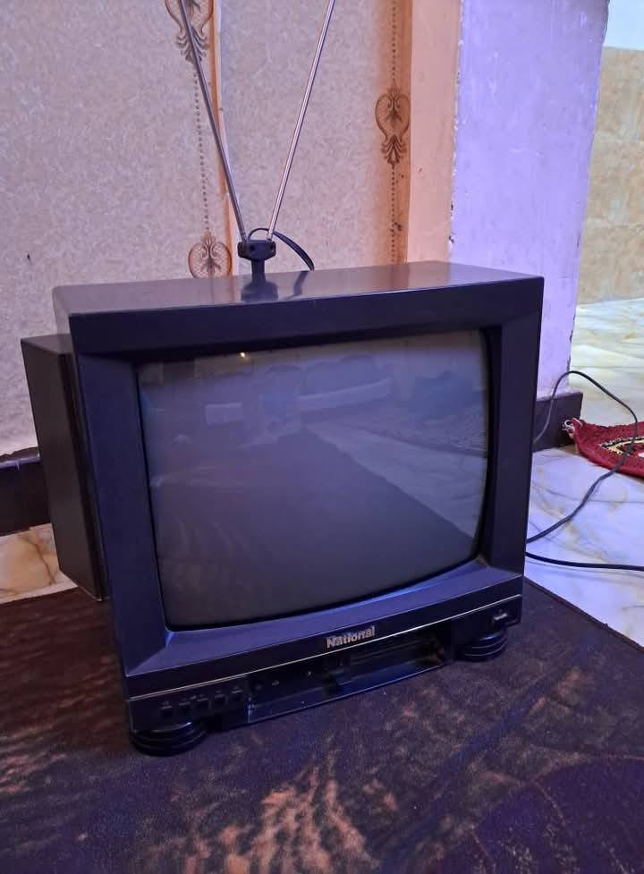 مجموعة اجهزة منوعة مختلفة للبيع
شرط العمل والنظافة بدون اي خلل او صيانة


**إذا كنت صاحب هذا الإعلان وتريد حذفه لأي سبب، رجاءا أرسل رسالة إلى الدعم الفني**