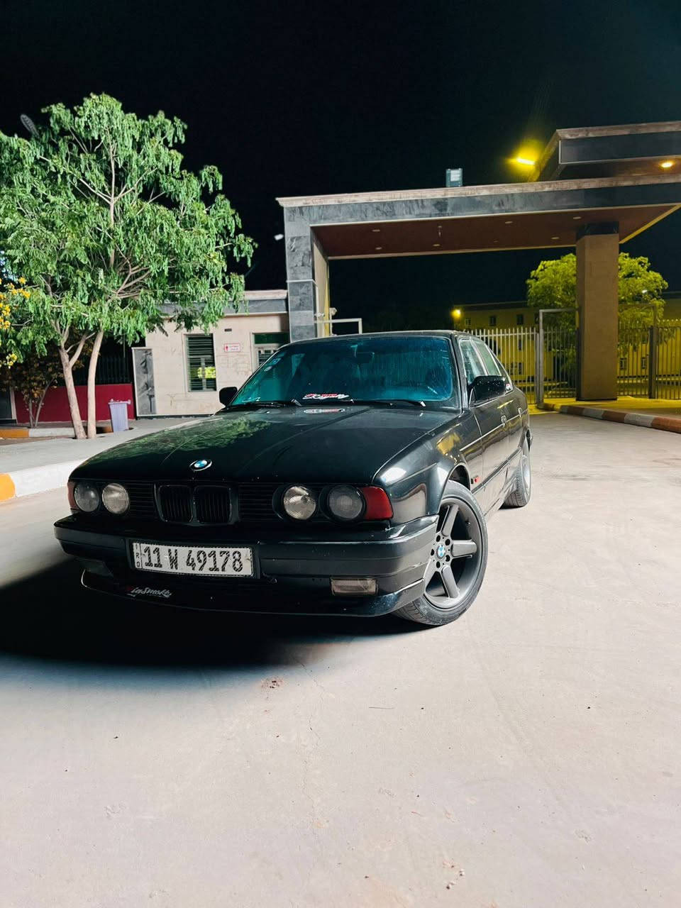 للبيع فقط بدون مراوس
BMW رقم بغداد مشروع وطني سنوية 28 باسمي
مكينه V6 3500 مكينة كير كفاله
غرفة نضيفة كهربائيات كامله
مكاني بغداد تاجي السعر 55 وبيهة مجال بسيط حك الجية جماعة ال ٥٠ مابيع ***********
