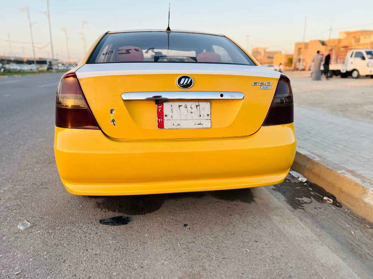 السلام عليكم ليفان موديل ٢٠١١سياره مكفوله مكينه كير صدر حداديه كهربائياا تخم تاير جديد هئ وغرامات تستلم صافي رقم بعداد تحويل ثاني يوم  سياره خير من الله السعر ٣٠ وبيه مجال بسيط العنوان واسط صويره رقم الهاتف ***********
