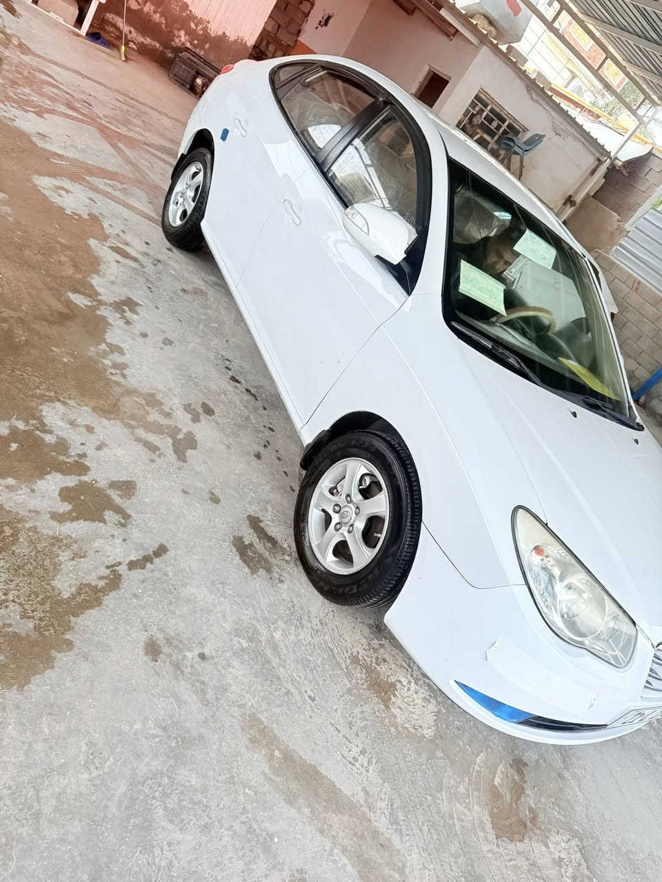 سلام عليكم هونداي النترا خليج للبيع موديل 2011 رقم سليمانيه جديد انكليزي تحويل محرك 1600 مكفوله كفاله ما عدا جاملغ الامامي الايمن امبدل ابلاي أو الباقي مكفول كفاله عامه لاستفسار ***********/العنوان واسط الصويرة
