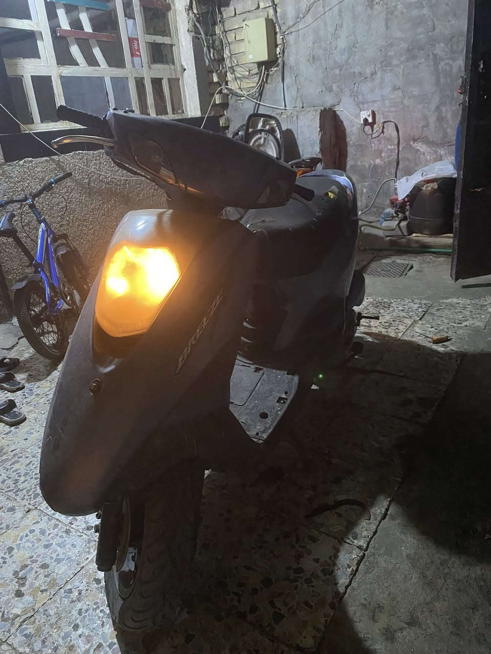 سلام عليكم دراجه بريز للبيع العنوان الشعب دراجه نضيفه السعر 450 بيها مجال قليل للاستفسار : ***********
