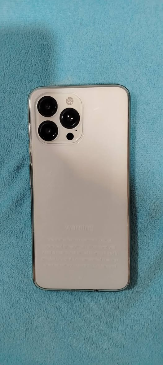 السلا عليكم ايفون 14 للبيع كوبي بي فطر باللمس كله شغال السعر 60 بمجال***********
