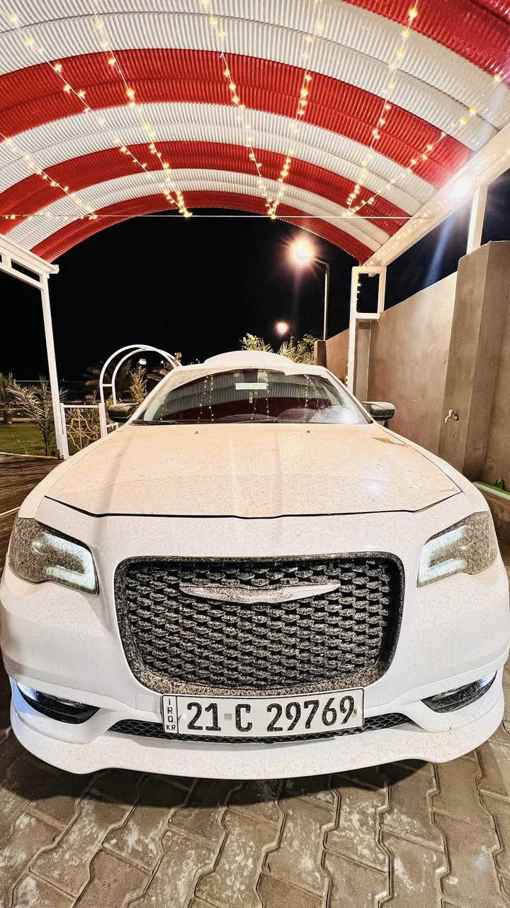 للبيع
كرايسلر /2015
وارد كندي داخله كلين وهنا صار بيها حادث جاملغ وباب ايمن تبديل وباب الخلفي الايمن فقط رش رقم سيلمانيه مداور مكان السياره نجف السعر 185$ وبيها مجال بسيط 
الاتصال ***********
