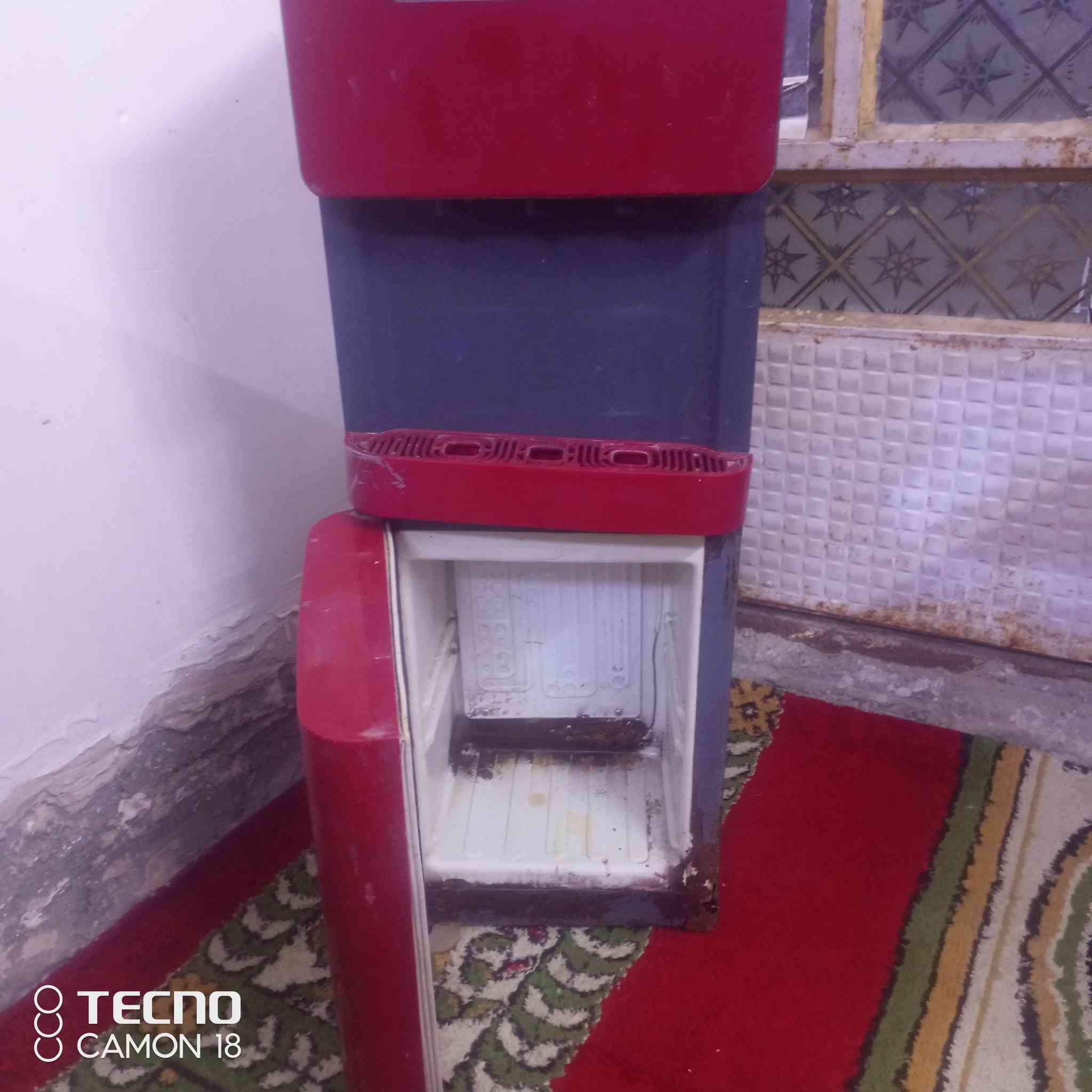 للبيع براد أن ماء شغاله ماء بارد حار على فحص  بيهن أضرار بصيطه سعر الواحد 30الف مكانها سبع البور


**إذا كنت صاحب هذا الإعلان وتريد حذفه لأي سبب، رجاءا أرسل رسالة إلى الدعم الفني**