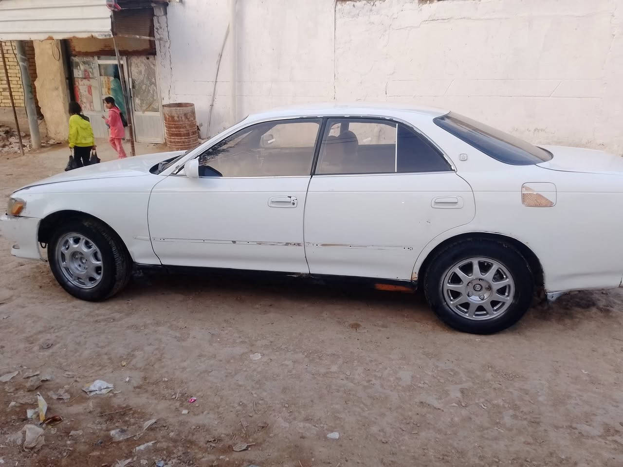 سياره مارك 1993سنويه ال27بسمي تحويل ثاني يوم مكاني ناصريه شطره سعر 35
***********
