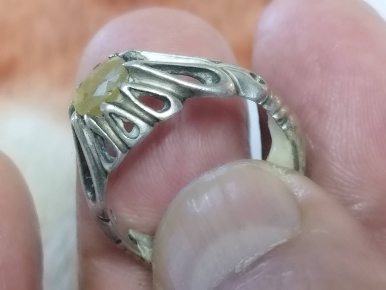 ياقوت افريقي اصفر  صياغه ثقيله حجر اصلي  سعر خاص


**إذا كنت صاحب هذا الإعلان وتريد حذفه لأي سبب، رجاءا أرسل رسالة إلى الدعم الفني**