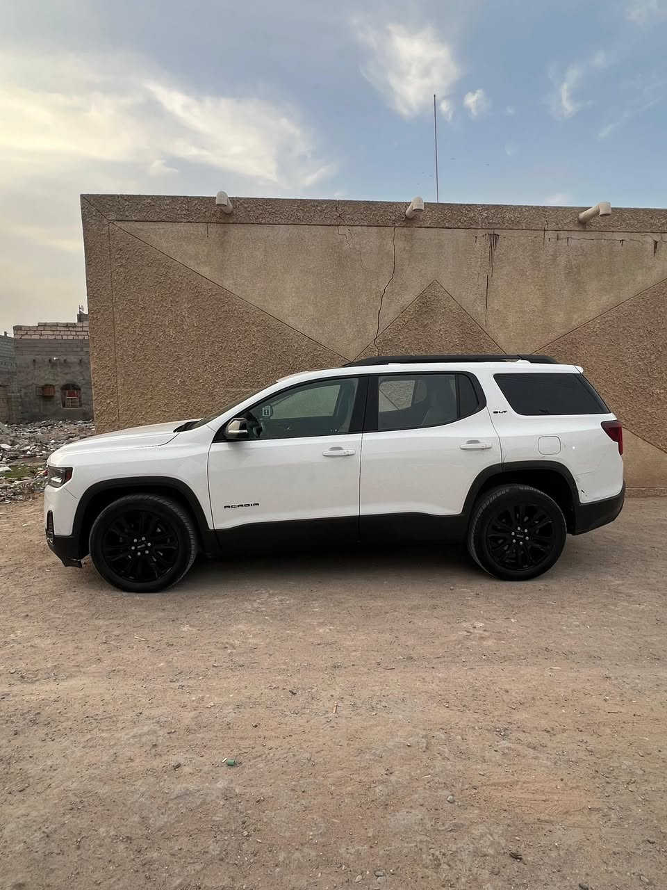 اكاديا فول مواصفات 
موديل ٢٠٢١
حادثه موجود بل صور

رقم الهاتف ***********
رقم بصره
