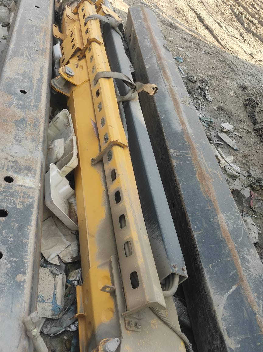 كوري 
2008
سلايتين
بدون سلات
السعر الواحد 10ورقات
باله ما مستعمل بلعراق
***********
***********
ملاحظه ينشد على كيا بعيره
اصلن جان موجود على كيا
العنوان موصل كوكجلي موصل, نينوى
