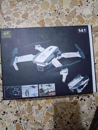 درون • طياره • الكترونيات