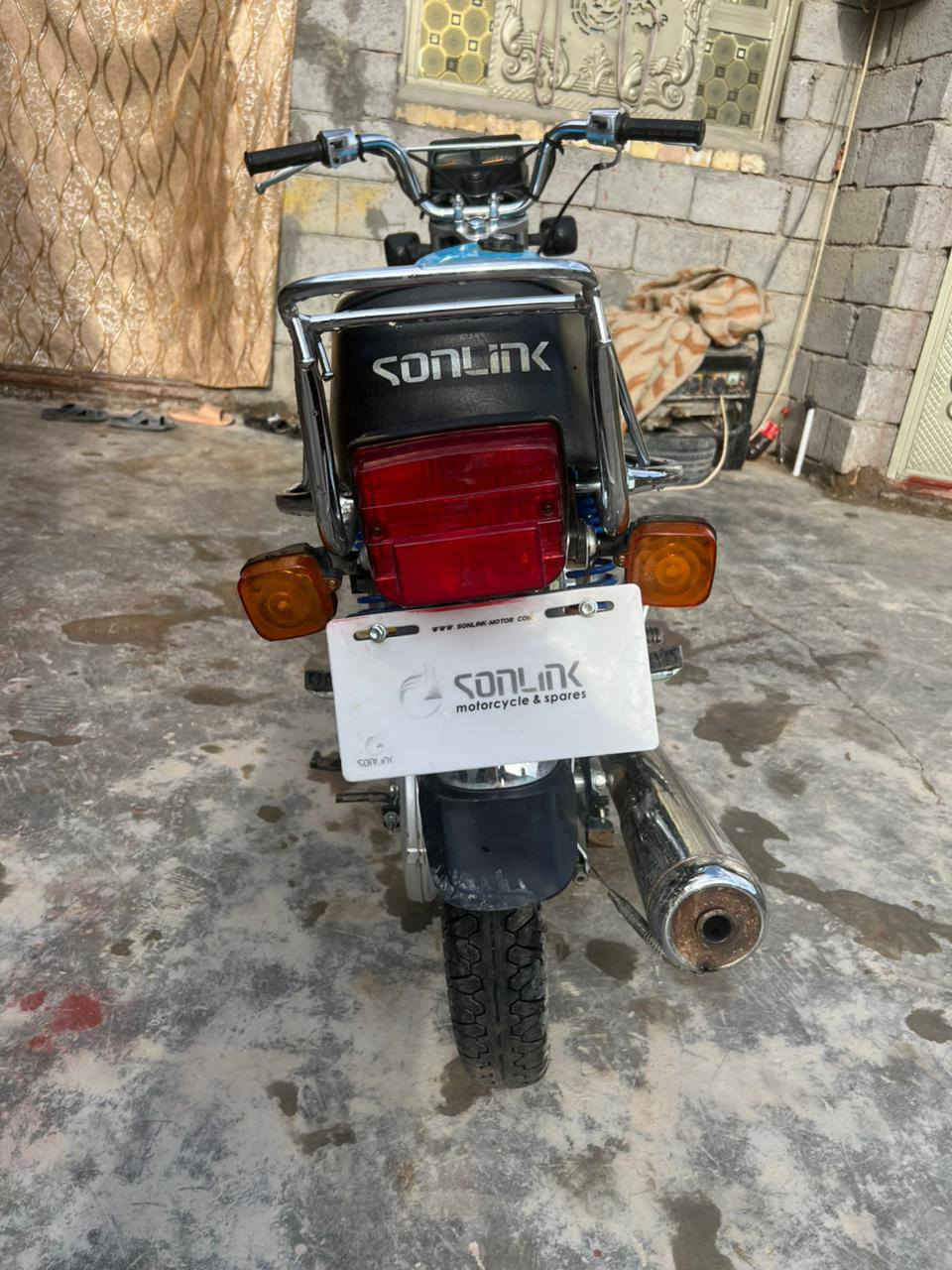 السلام عليكم دراجة نامة سونك موديل 2025 اوراق بغداد السعر 700بيها مجال الطيبين ***********
