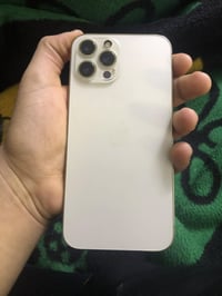 آيفون ١٢ برو ماكس • ١٢٨ • بطارية ٧٥