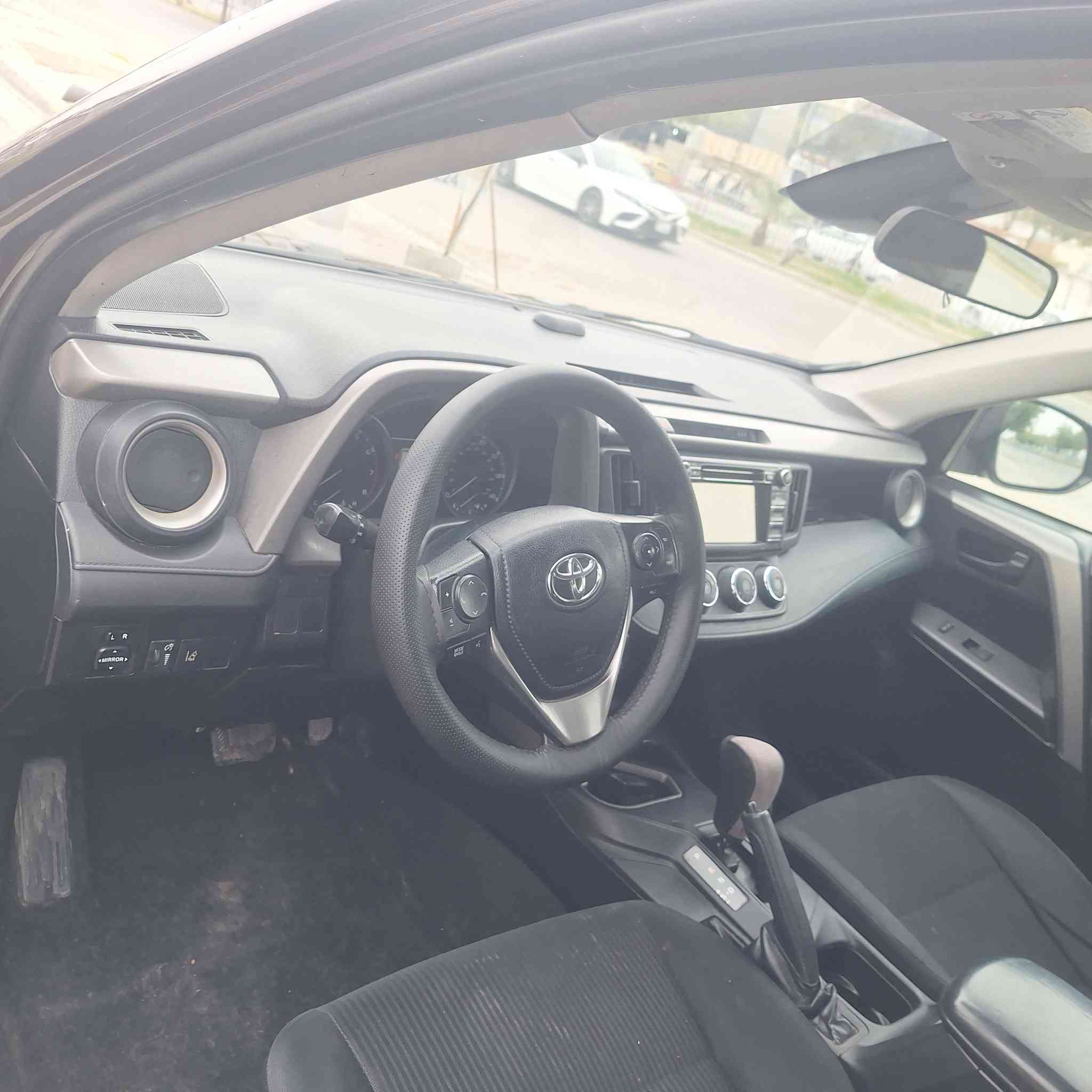 رافور أمريكي ٢٠١٨ ١٨٩ الف ماشيه
بدون صبغ سبارة جاهزة
مكان كركوك 
السعر ١٦٣
***********
