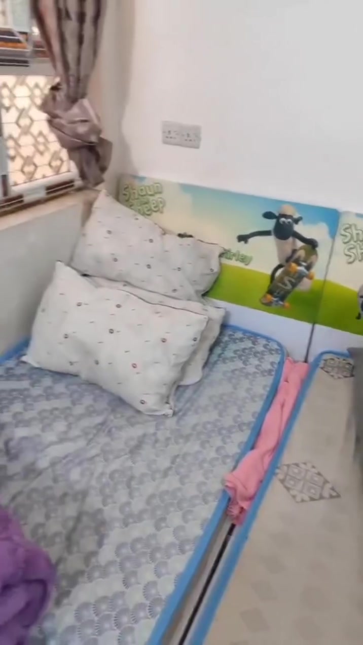 غرفه اطفال حيل نظيفه  سعرهه ١١٥ مكان ابو غريب


**إذا كنت صاحب هذا الإعلان وتريد حذفه لأي سبب، رجاءا أرسل رسالة إلى الدعم الفني**