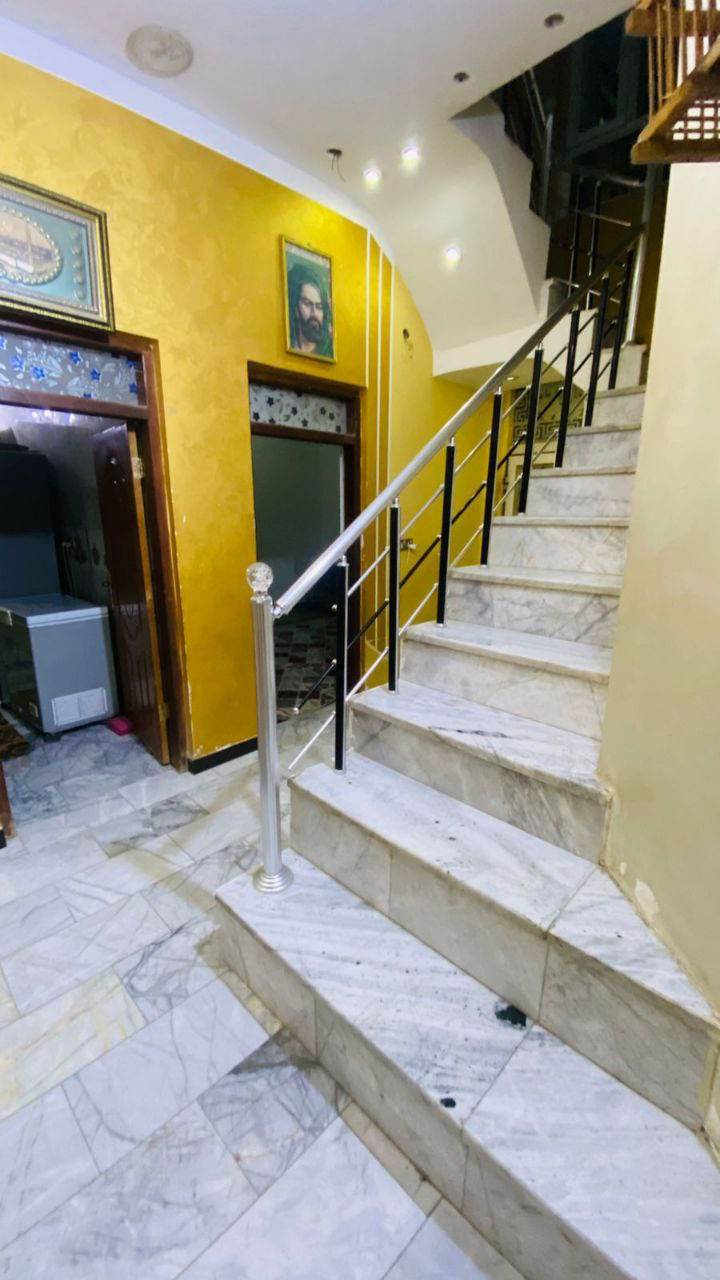 🏠بيت للبيع

•المساحة -100متر ركن 
•📍الموقع -حي اور الثانيه شارع السبيس
•التفاصيل /طابقين مسلح حديث
ط1/غرفه+صاله+استقبال+مطبخ+صحيات
ط2\3غرفه+صاله+صحيات

☎️للأستفسار/***********
فراس ***********
واتسhttps://wa.me/9647872000799
للمزيد من العروض يمكنكم متابعتنا علئ فيس بوكhttps://www.facebook.com/share/19oiawJsJt/
الناصرية/فرع1 #الموحية
فرع2 #طريق #الحولي
