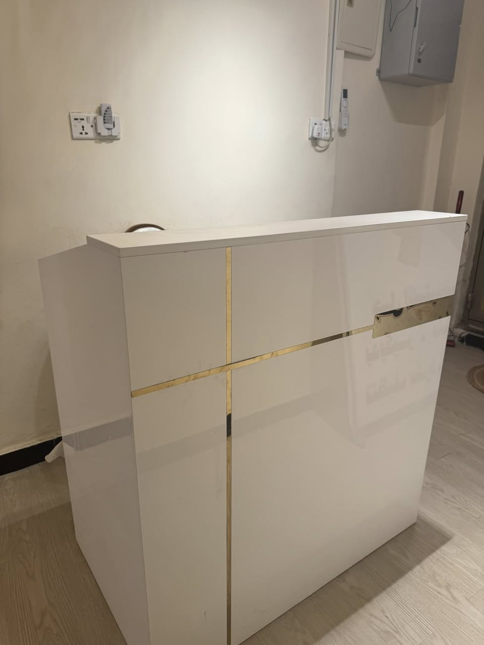 رسبشن جديد مابيها اي ضرر جديد  سعر٢٢٠الف


**إذا كنت صاحب هذا الإعلان وتريد حذفه لأي سبب، رجاءا أرسل رسالة إلى الدعم الفني**