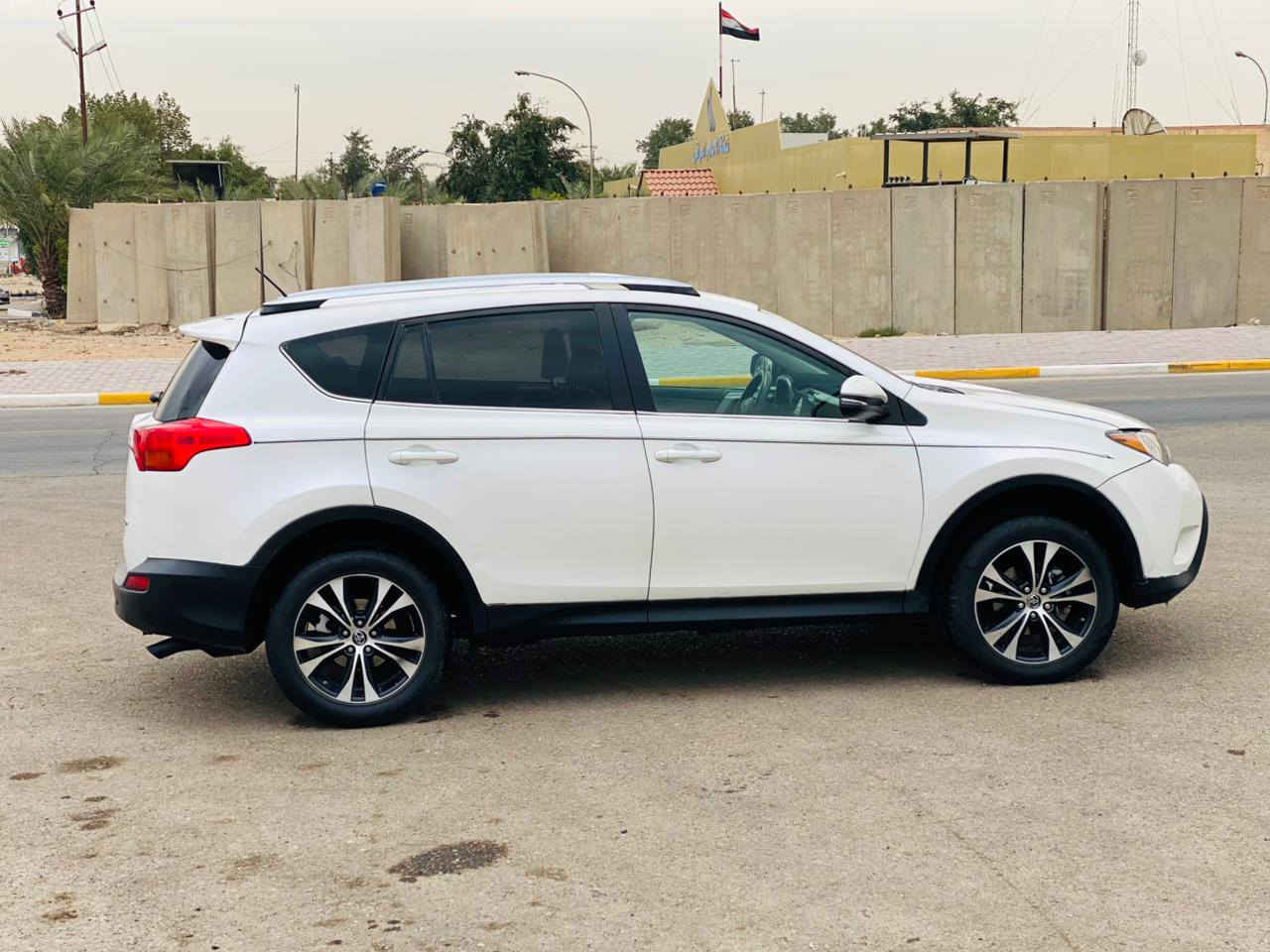 راف 4مديل 2015امريكي حادث جاملغ وبنيد فقط بدون داخل  والباقي كفاله من الضربه والتبديل بيه مكانات صبغ اثر تكشير وعندي تصوير قبل الصبغ السياره فول ليمتد فتحه بصمه تشقيل بصمه ابواب رادار جانبي كشنات جلد وكهربائي تدفئه كشنات جنطه كهربائي اشاير بالمري نضام سبورت  مانع انزلاق السعر 136مع مجال للأستفسار ***********السياره جاهزه حداديه تخم تاير محرك وكير مكفولات محرك 4سلندر 2500تبريد جاهز رقم دولي باسمي  سنويه مجدده مكان السياره كربلاء مكلف بالنشر
