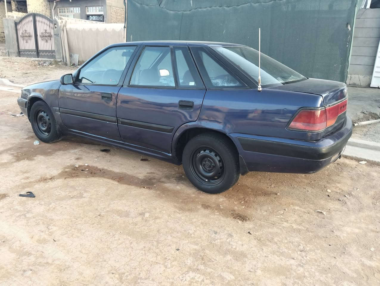 اسبرو مديل 94 رقم قادسيه موجوده في بابل سياره جاهزة مكينه مفتوح حداديه جديده داخل جديد كهربائياته شغاله تايرات جديد بطاين جدد موجوده في بابل السعر ،،،،25،،،،،، رقم الموبايل ***********
