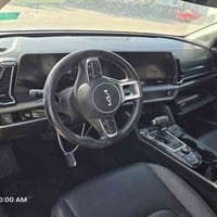 كيا سبورتج 2023 ماشيه 47 ميل بدون تبديل بدون ايرباك صور الضرر مرفقه دخ...