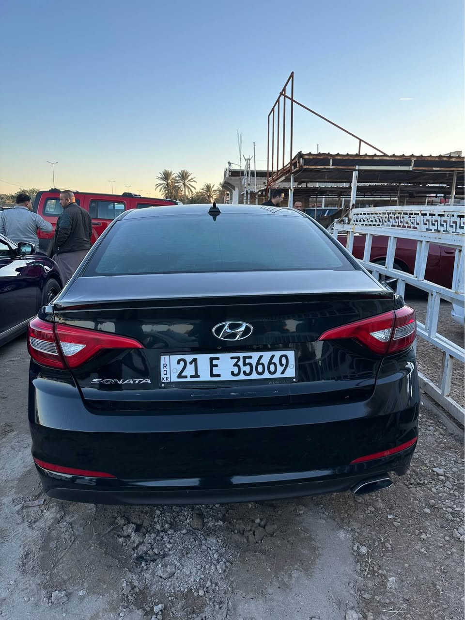 السلام عليكم سوناته ٢٠١٧رقم سليمانه الدولي تحويل وكاله حادثه بنيد فقط بدون دواخل بدون شواصي بدون لغود الباقي كفاله عامه من الصبغ والتبديل والبارد كلش جديده واي نقص مابيه السعر 128وبيه مجال *********** بغداد, العراق
