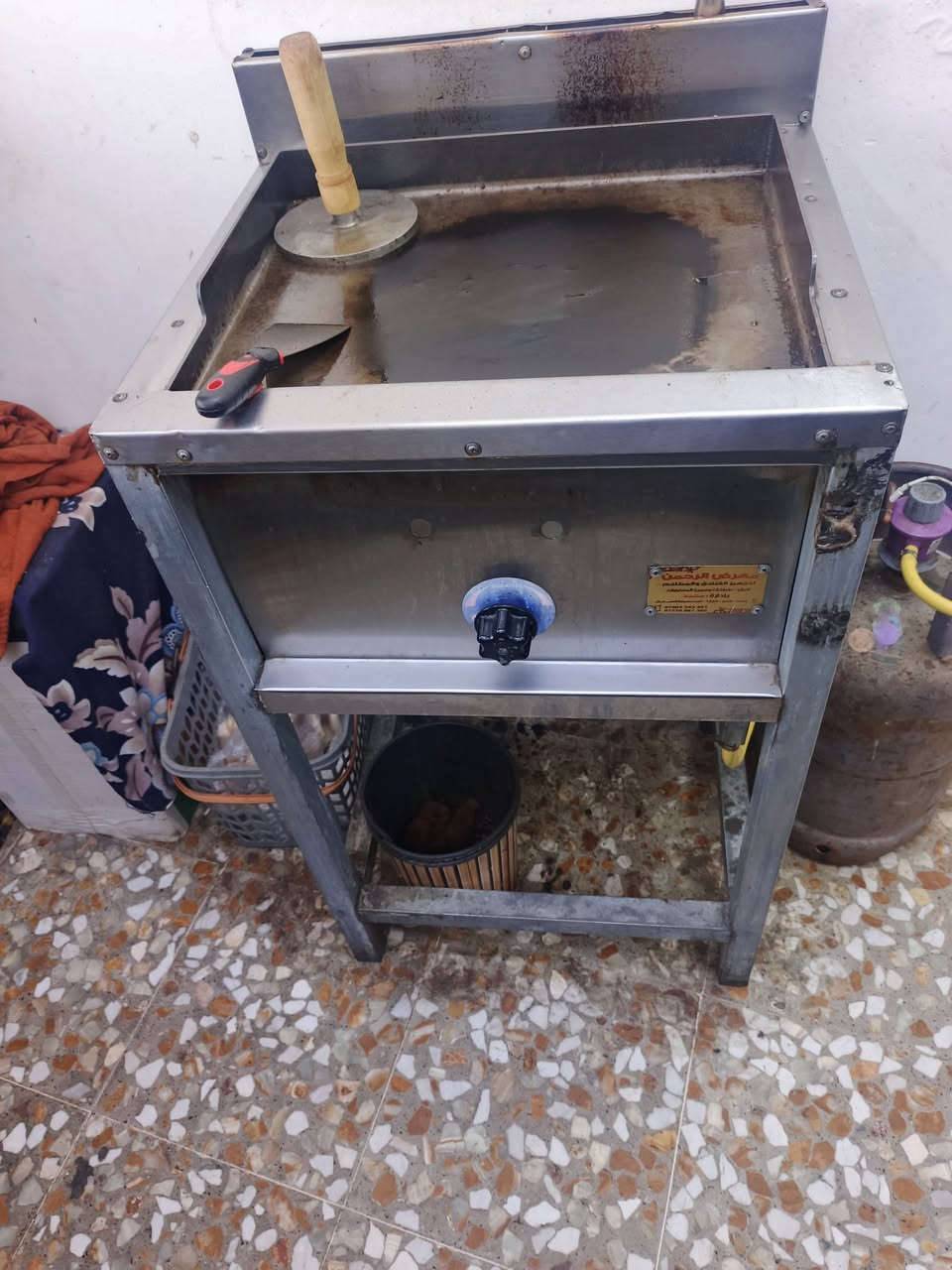 شوايه بركر للبيع العنوان الزعفرانيه السعر خاص أو اتصال، ***********
