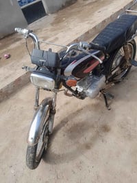 للبيع دراجه  موديل ٢٠١٩اوراق كمله السعر ٢٥٠ ٠٧٧١٣٠٩٠٧٨٤