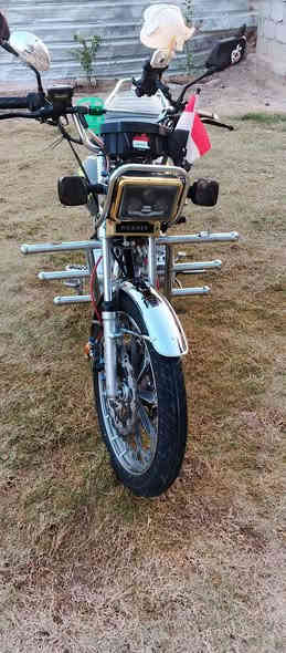 دراجه سيفان للبيع موديل 2025 مكان الدراجه تاجي السعر 850 رقم الهاتف ***********
