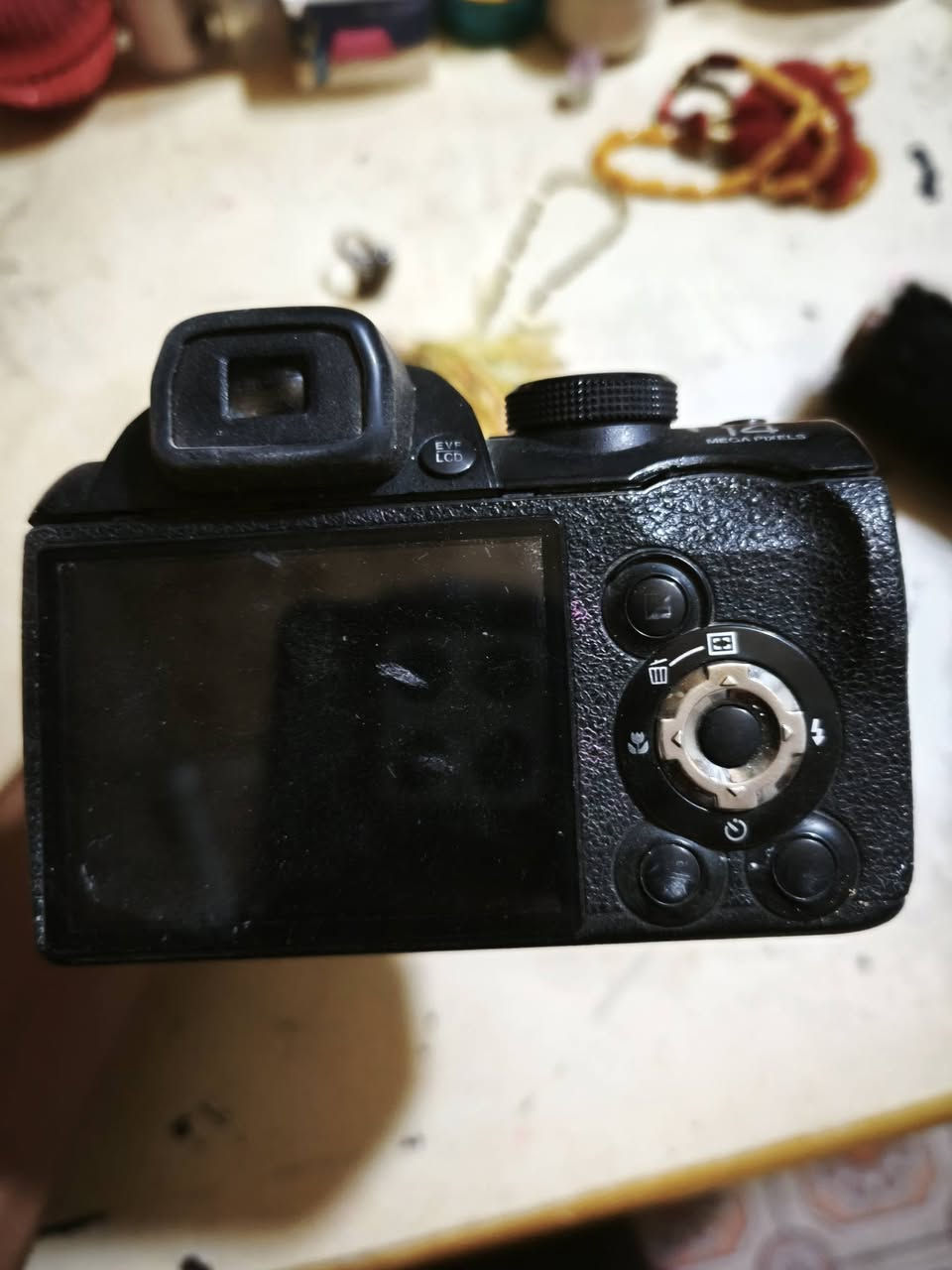 سلام عليكم كامره للبيع ماعرف شبيه ابيع هل موجود 50لف ماعندي توصيل مكاني الزبير واتساب ***********
