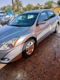 اخوان عندي نيسان التما موديل ١٢ عداد السيارة ١٥٠ الف  رقم اربيل  بيها ...