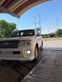 لاندكروز 2012 V8 5.700 تخم تاير جديد ياباني كفاله عامه فقط بارد قليل و...