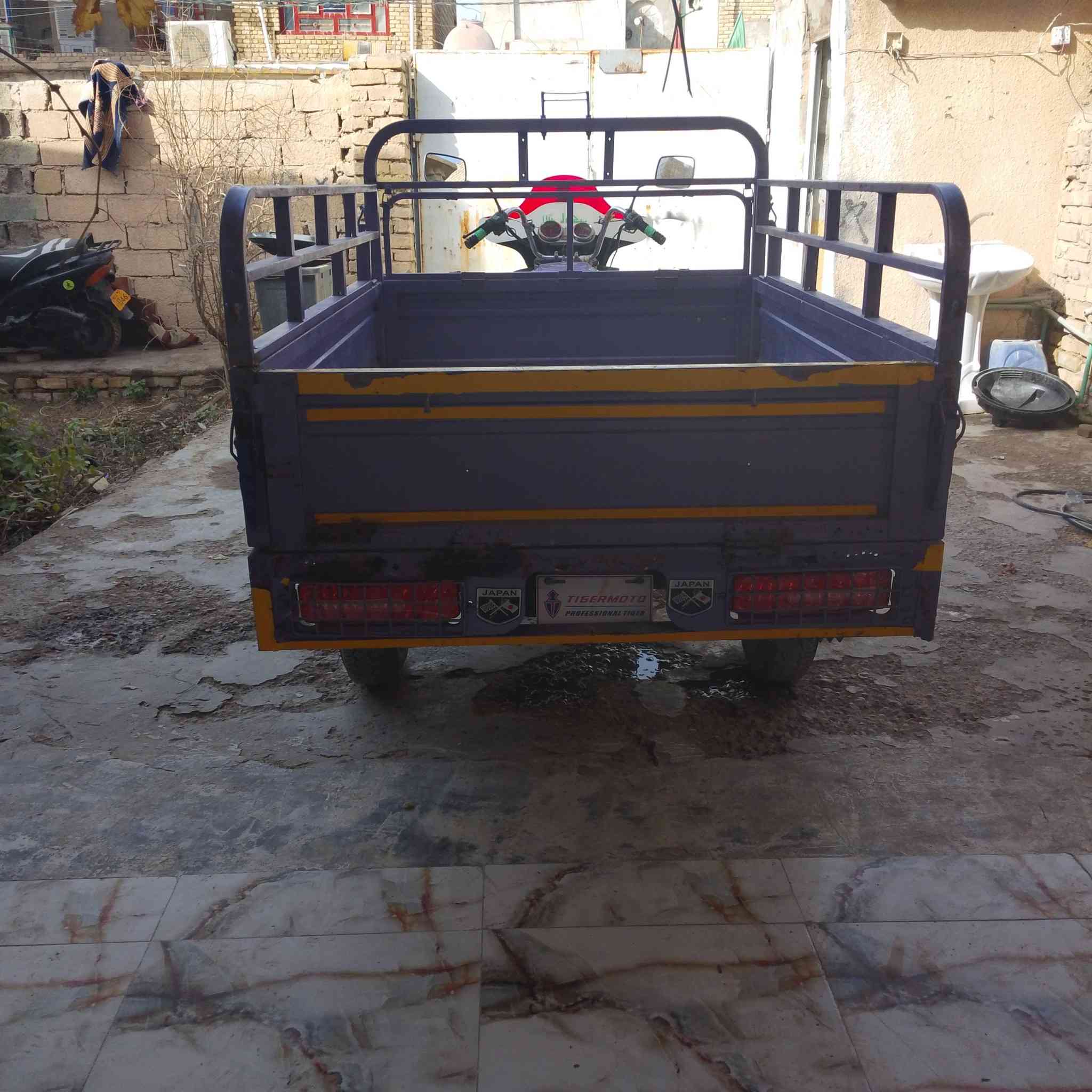 ستوته دايوان اوبامه مديل 20 مكينه 24 مفتوحة مره وحده ناعمه مكينه خير من الله مصبوغه اوراق اصوليه تصل ***********
