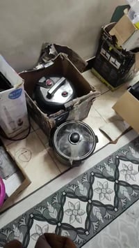 شلعة حمل كية ونص أجهزة كهربائية و الكترونية فقط  ابيع فحم تقريبا 90 با...