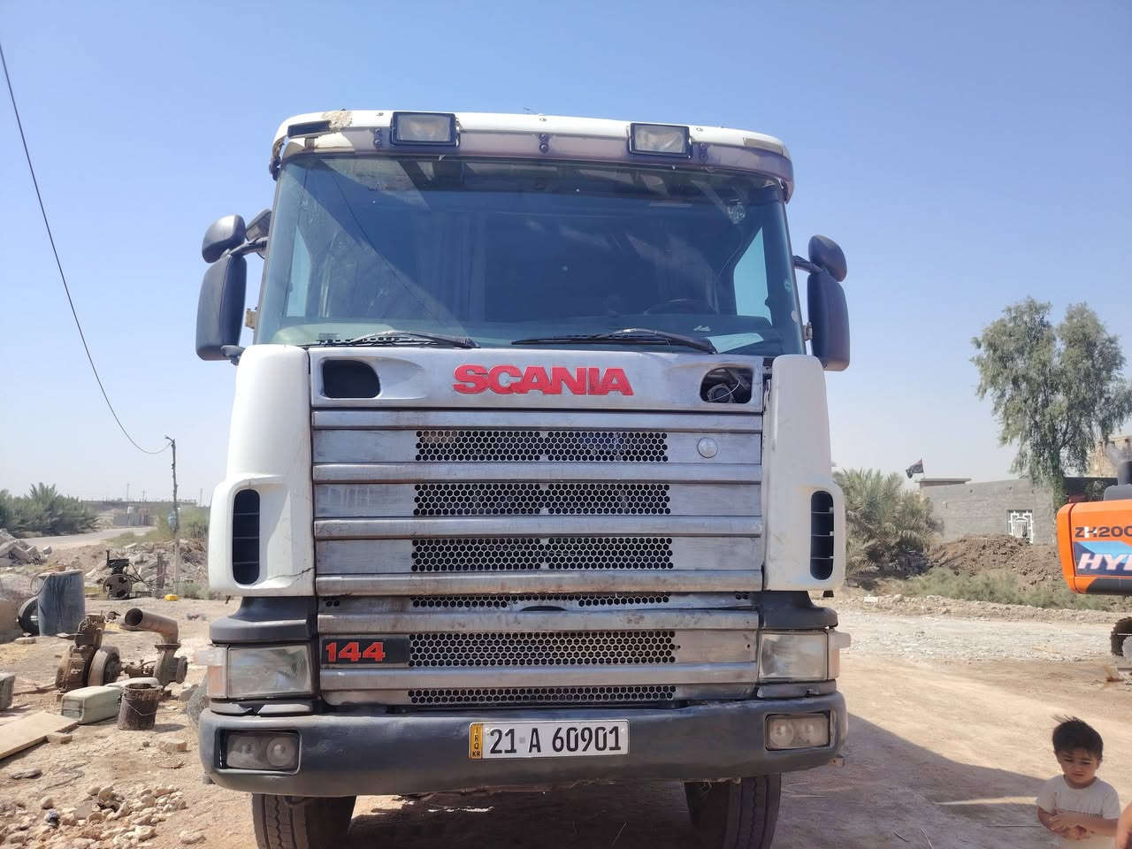 يالله سلام عليكم
ســـكـانيا بومــا ٢٠٠٠
مكنــه8 بم و نوزل 144
بـم كـهربائــي
بــدي عــــلـــم
مجموعـه خريطــه
كير900 3x3 وشلعه 
(شاصي ما مكفول)
***********
