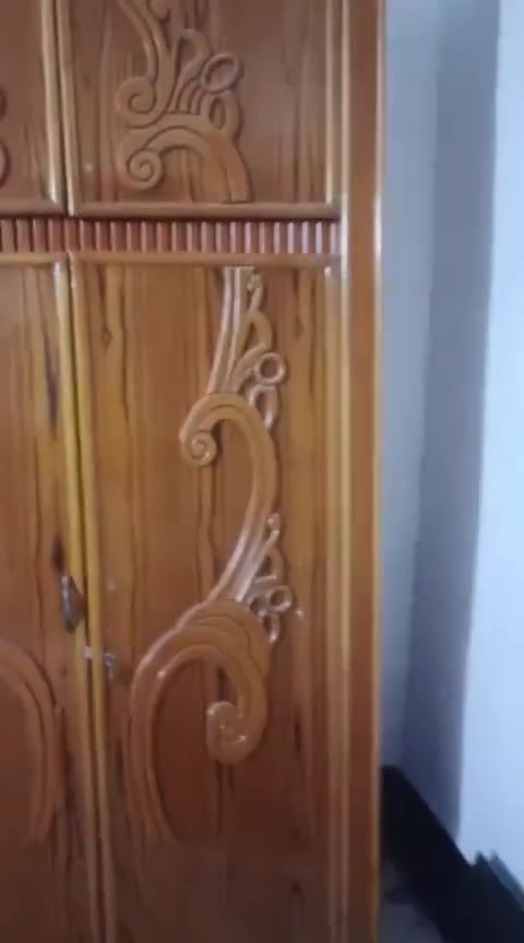سلام عليكم غرفة نوم خشب تسكام طابقين لكنتور 6ابواب لزاويه هم بيه بيبان شوفت عينك تجي وتشوف غرفه جديده كامله سعر مناسب  عنواني كربلاء ليريده يتصل على رقم ***********
