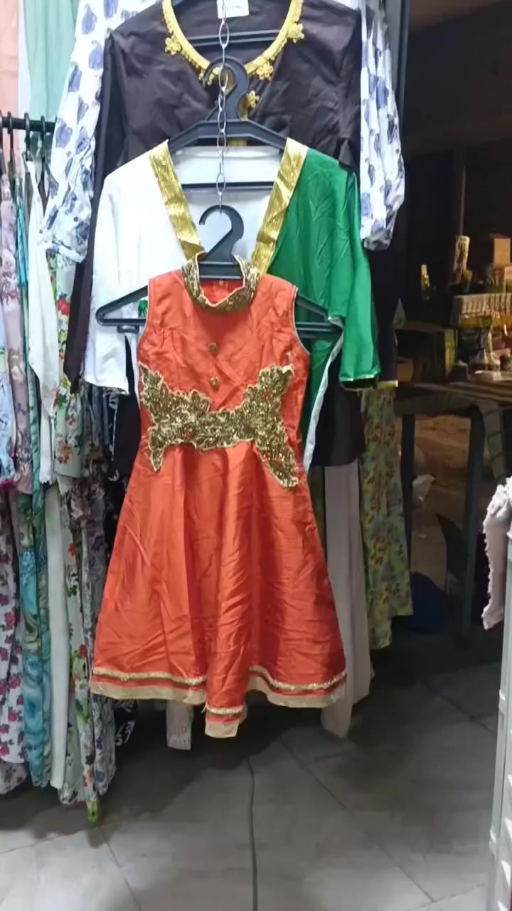 العنوان: الامين الثانيه سوك الامين داخل السوك نهاية فرع صيدليه الفادي


**إذا كنت صاحب هذا الإعلان وتريد حذفه لأي سبب، رجاءا أرسل رسالة إلى الدعم الفني**