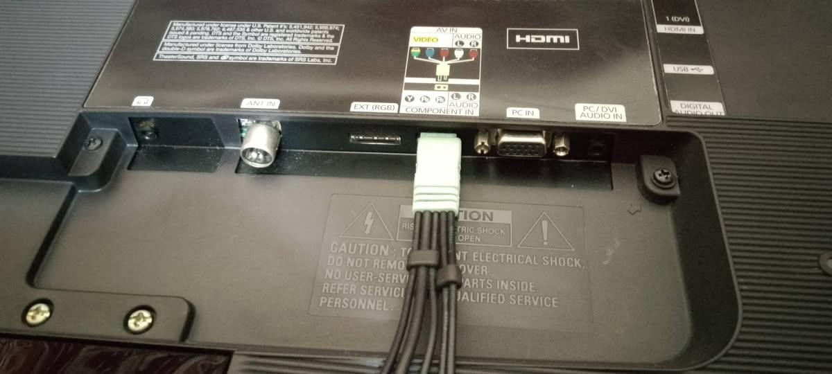 سلام عليكم أخوان بلازمه سامسونك أصلي نضافه فول اخت الجديده صورتها لايوعلا عليها كلش واضحه والوانها تخبل LED حته ريمونده الاصلي موجود تفيد للاجهزه الحديثه والريترو بيها جميع المنافذ أجدي كومبونت ايفي أراف حته مال حاسبه بيها السعر 90 ألف


**إذا كنت صاحب هذا الإعلان وتريد حذفه لأي سبب، رجاءا أرسل رسالة إلى الدعم الفني**