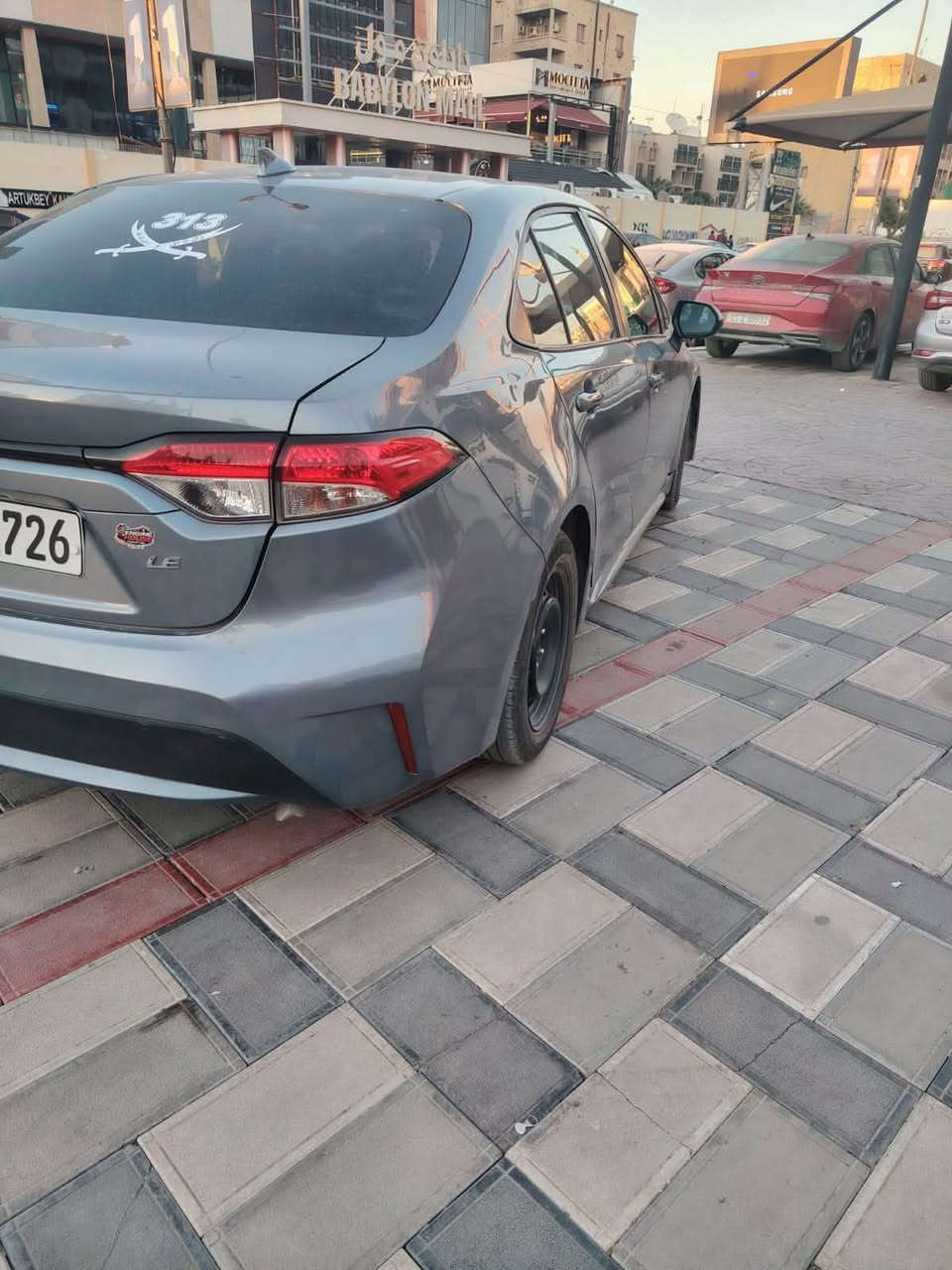 السلام عليكم

كورلا للبيع فئة Le معروفة مواصفاته  موديل 22اربيل بسمي تحويل ثاني يوم حادث جاملغ وبيبان ثنين صفحت الصدر بدون دواخل وبدون بجم وبدون أرباك يعني ثلاث قطع مكان السياره بغداد البياع حي العامل ممتواجد عل فيس رقم ***********السعر 125ورقه قفل
