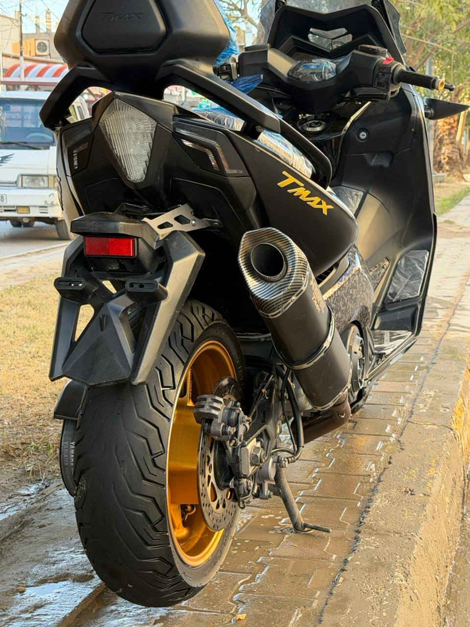 سلام عليكم TMAX530دراجه وكاله بيه اكزوز رياضي اصلي بيه كلجات رياضي من الخرج جاي بيه
تجوه الدواجه خير من الله سعر 42و بيه مجال مكاني كربلاء ***********واني خادم
