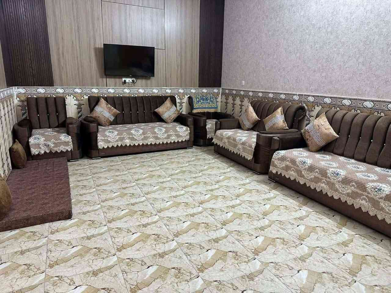 بيت كامل  مساحه الارض 300  غرفتين نوم وصاله  ومطبخ حار وبارد ومطبخ ثاني خارجي واستقبال في منطقة الشهابي الاولى قرب مركز صحي الشهابي خدمات كامله
السلام عليكم ورحمة الله 
بيت للبيع  مساحه  300 متر استقبال وصالة وغرفتين نوم  ومطبخ حار وبارد  في منطقة الشهابي الاولى قرب مركز صحي الشهابي خدمات كامله ماء كهرباء مدارس مركز صحي تبليط تبعد عن الفلوجه خمس دقائق قرب سيطرة الموظفين
السعر  55 مليون 
هاتف ***********
        ***********
