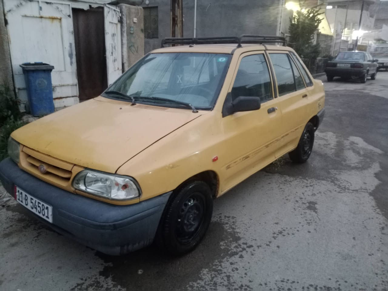 السلام عليكم سايبه للبيع موديل 12 سنويه جديده 2030 وباسمي تحويل مباشر سياره حلوه شواصيها حلوه بدل بس براكيت امامي كير بكطمه بلبك ماكينه حلوه السعر 25 وبيها مجال مكاني الراشديه مال الحسينيه موبايل ***********
