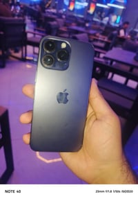 14 برو ماكس ذاكره 256 بطاريه 75 جهاز مامبدل بيه اي شي عدا الشاشه بيها ...