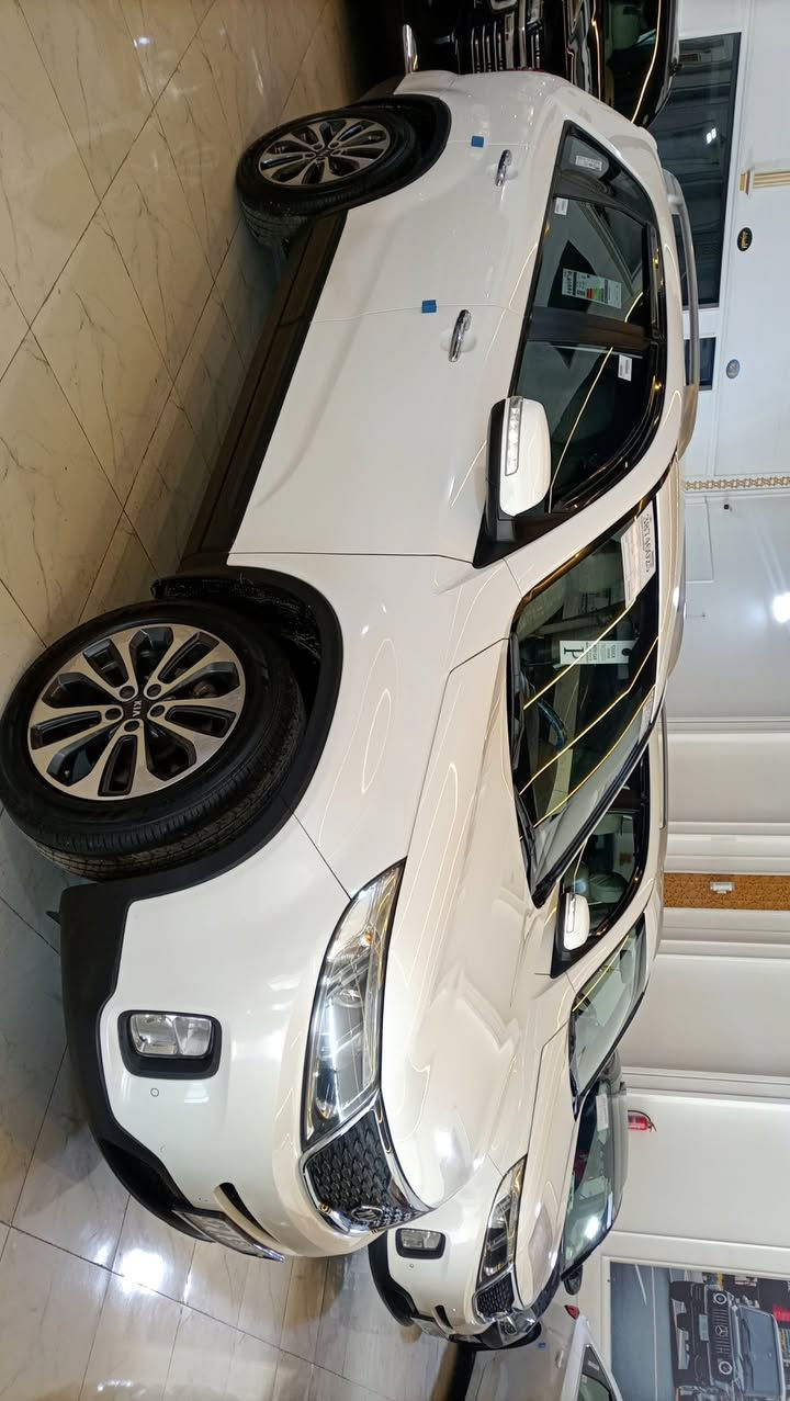 سورنتو 2013 بلا صبغ بلا بارد رقم نينوى الجديد مكينة 6 سيارة جديدة السعر 195 للاتصال *********** / ***********
