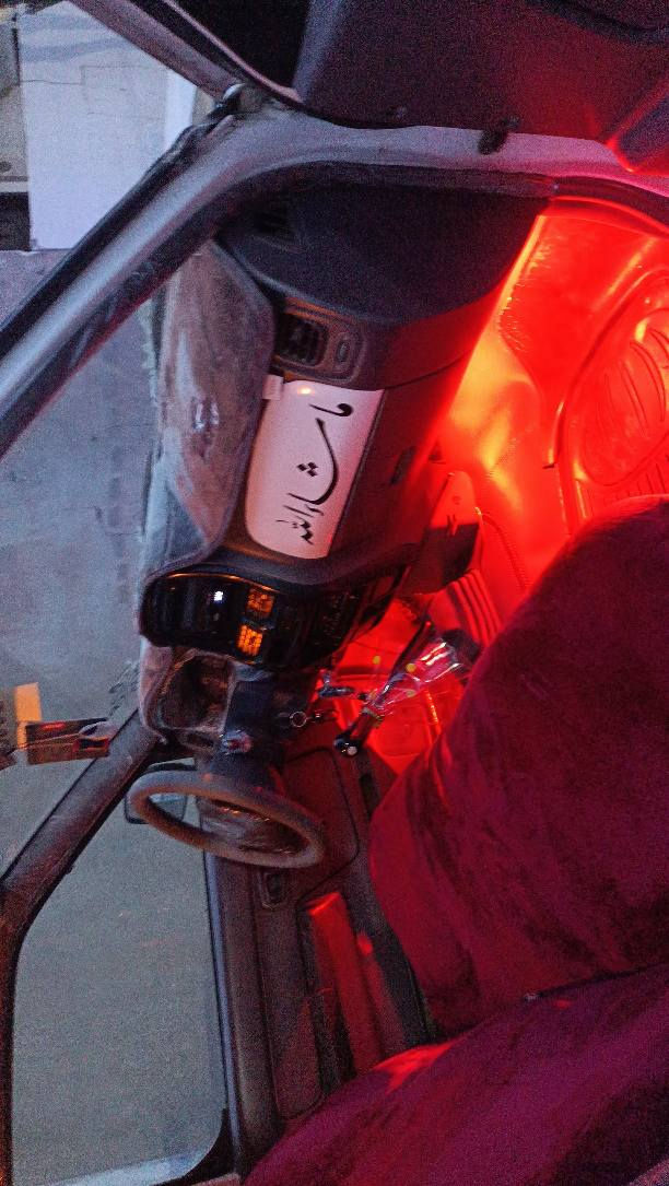 نیسان‌ مۆدیل 2001 تەبرید و پاوەر بە شەرتی گێڕو مەکینەو ئەکسل دەعم و لێدراوی نییە تایەی تازەیە ئارم پلاسیک سلێمانی (***********) السليمانية, العراق
