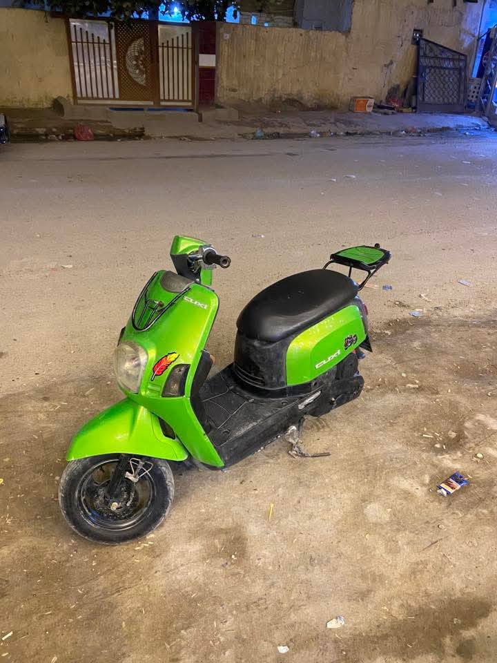 السلام عليكم 

دراجه بوليس للبيع او مراوس بحربي نضيف موديل 2008 لا تبخر ولا اتنقص خير من الله كامله السعر 550 وبيها مجال متواجد ع هذا الرقم *********** واتساب او فيس فقط المو شراي لا تكسر بحلال العالم 🤍
