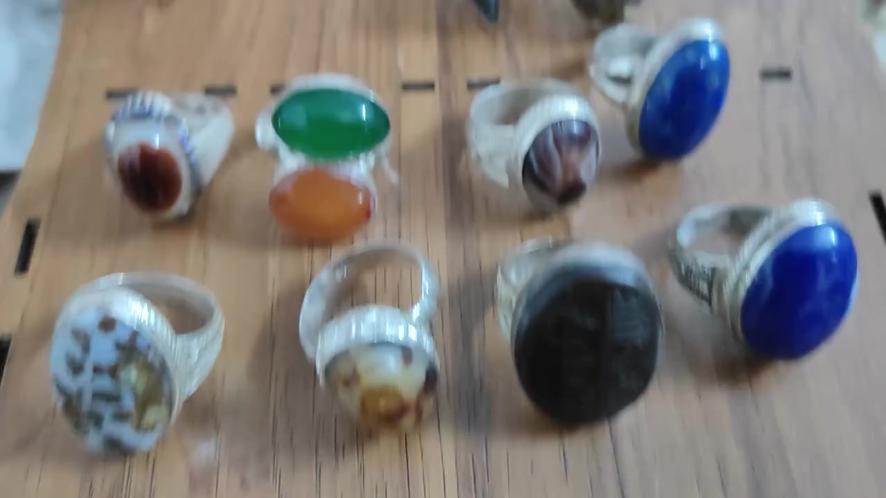 محابس 10 لبيع سعر الواحد 40 الف مكاني ميسان يوجد خدمة توصيل ***********
