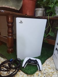 بلي فايف • نظافة عالية • اغراض كاملة