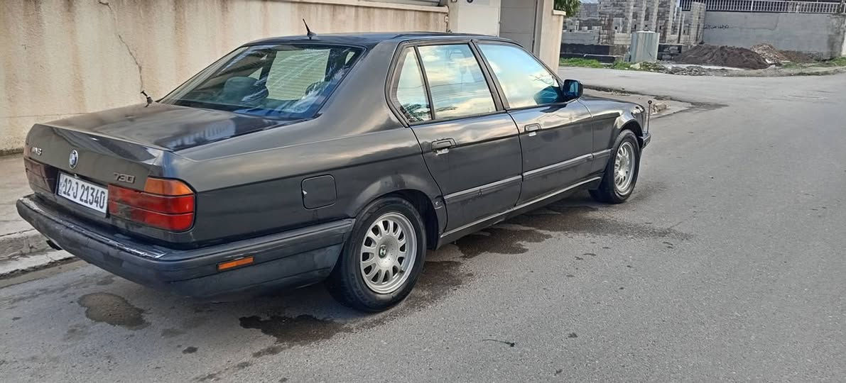 من رخصة الادمن للبيع او المراوس ٧٣٠ ٨سلندر فول مواصفات جاهزه اي استفسار علا هاذا الرقم ***********
