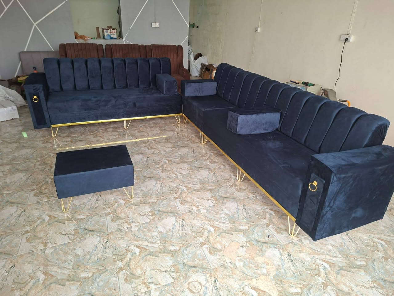 سعر متر ٧٠ الف بلاويد اسود والظهر بلاويد اسود اسفنج اكسترا ظمان مفتوح معه كوشات وطبله وسط هديه العنوان دلي عباس


**إذا كنت صاحب هذا الإعلان وتريد حذفه لأي سبب، رجاءا أرسل رسالة إلى الدعم الفني**