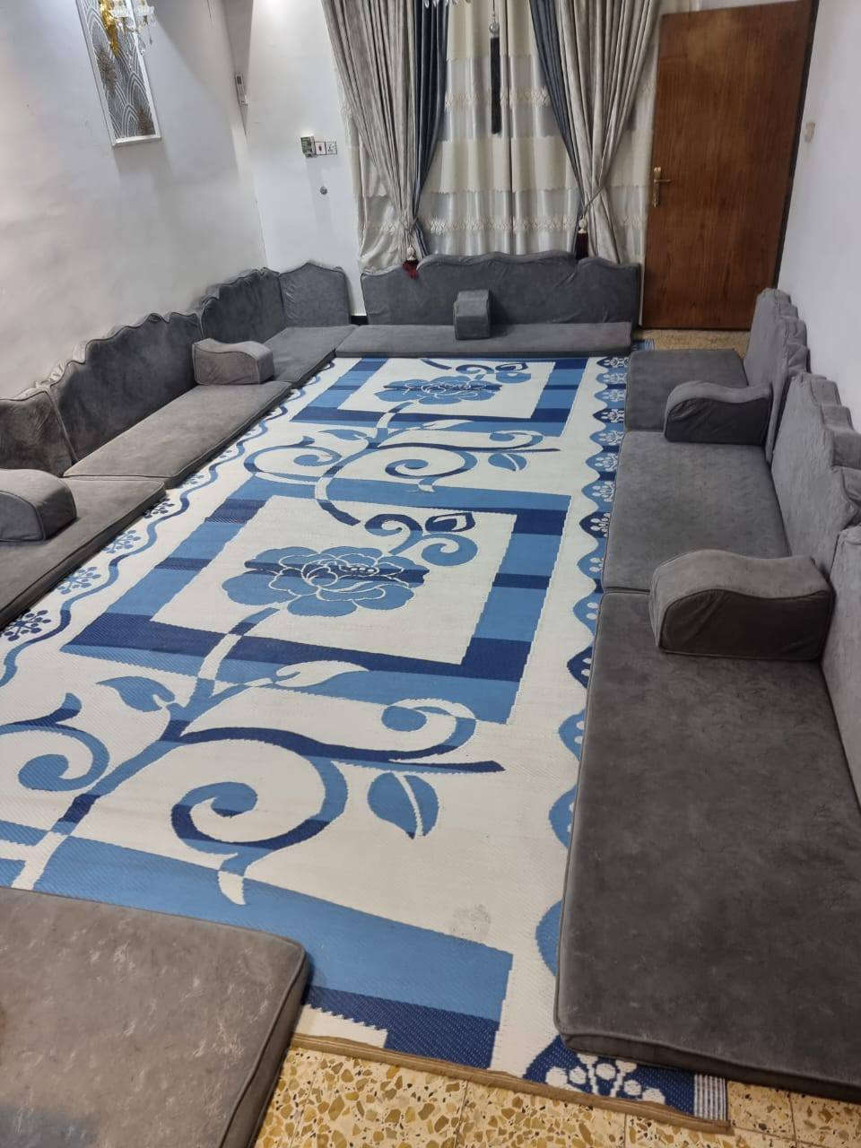 ديوان ارضي وجهين طول 18متر معرض خشب طول مترين ونص موقع كربلاء كربلاء, العراق


**إذا كنت صاحب هذا الإعلان وتريد حذفه لأي سبب، رجاءا أرسل رسالة إلى الدعم الفني**