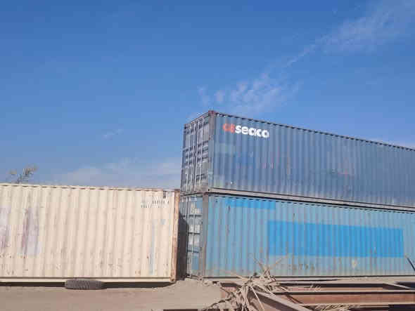 حاويات ١٢م عدد ٥ مكان سماوه رميثه ***********
